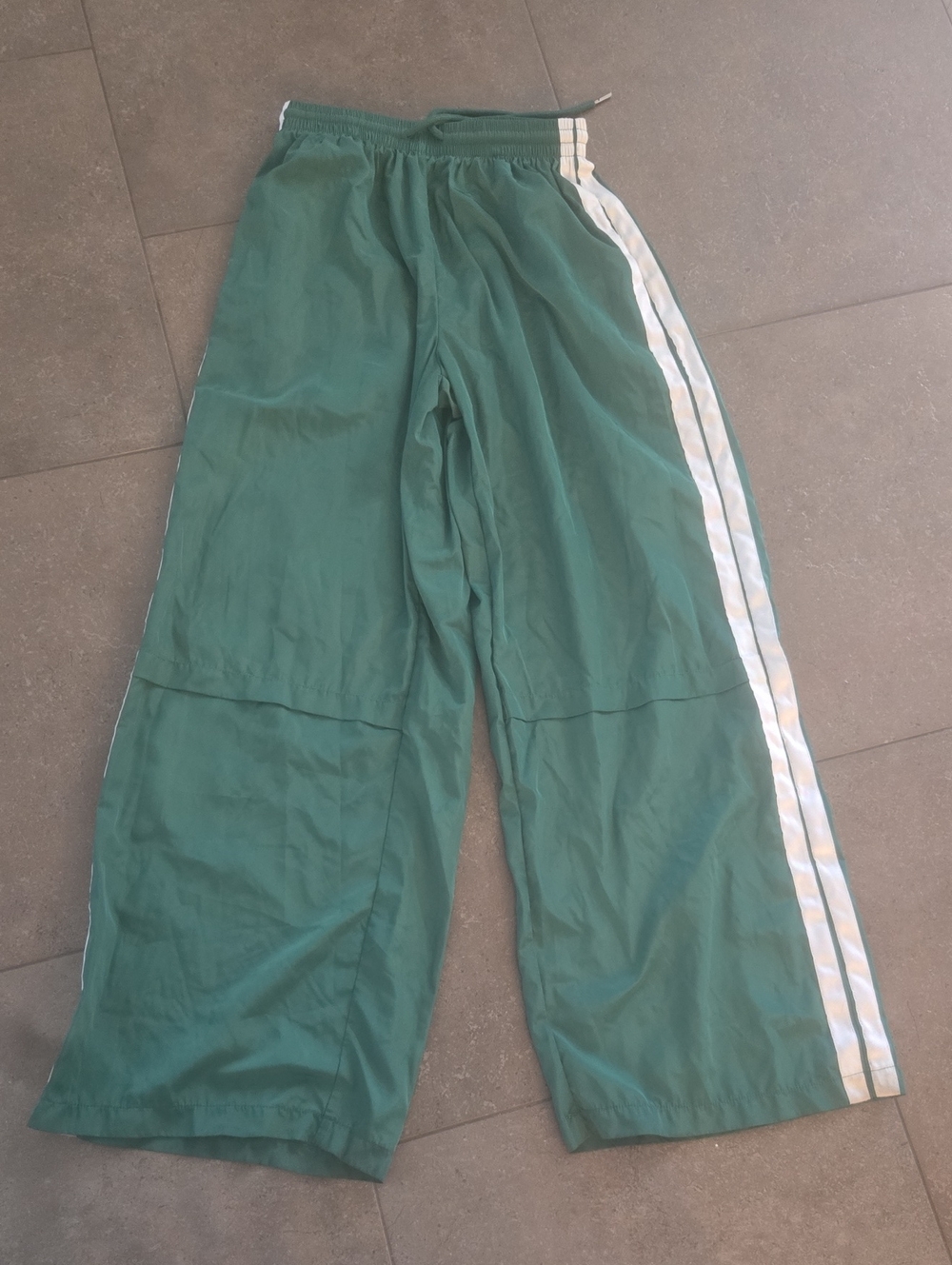 Edikted Green Bottoms with White Side Stripes